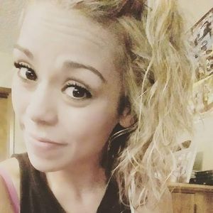 Meet your Posher, Arielleraychel